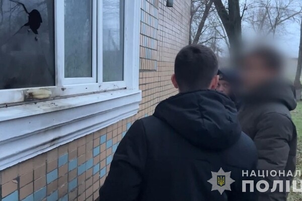 Молодой парень за деньги поджог на территории Одесской области девять зданий