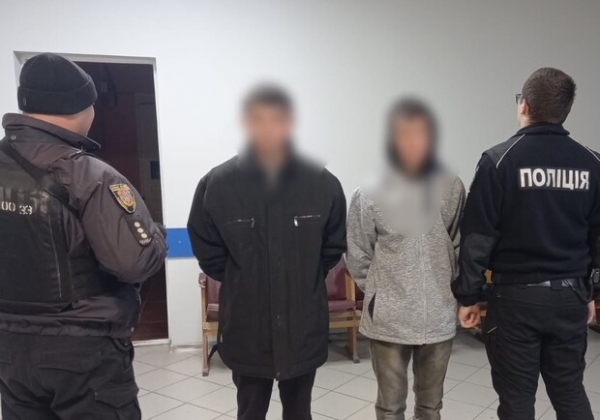 В Одесской области два подростка подожгли почту на заказ