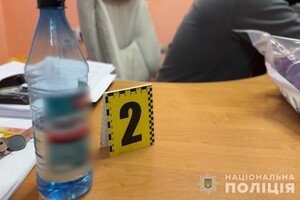 В Одессе две подруги на заказ поджигали автомобили