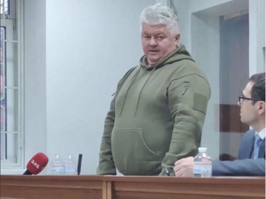 Вважає 93% військових психами, переніс чи то інсульт, чи інфаркт і вже затримувався на хабарі: суд обрав запобіжний захід головному психіатру ЗСУ