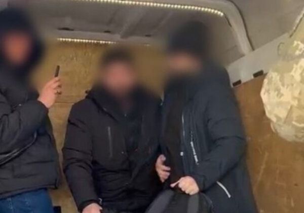 За границу в тайнике фургона: пенсионера из Одессы будут судить за переправку мужчин