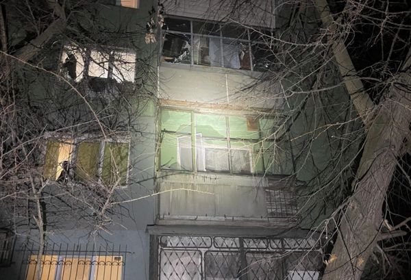 Ворог вчергове атакував Україну з повітря: на Київщині загинула людина, зафіксовано пошкодження та пожежі