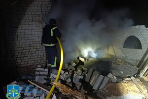 Массированная атака БпЛА на Одесский район: есть повреждения, травмировались люди (обновлено)