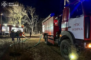 Массированная атака БпЛА на Одесский район: есть повреждения, травмировались люди (обновлено)