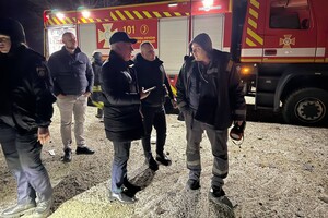 Горят частные жилые дома: последствия вечерней атаки БпЛА на пригород Одессы