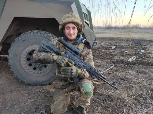 «У нас відібрали весь страх»: військовий про бої за Донбас, ампутацію та футбол на милицях