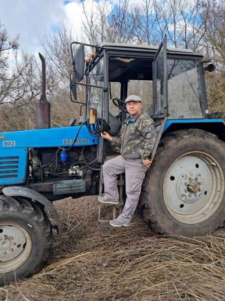 Найбільшу в Україні долину шафранів виявили на Полтавщині, або Навіщо фермеру з-під Зінькова гірський трактор