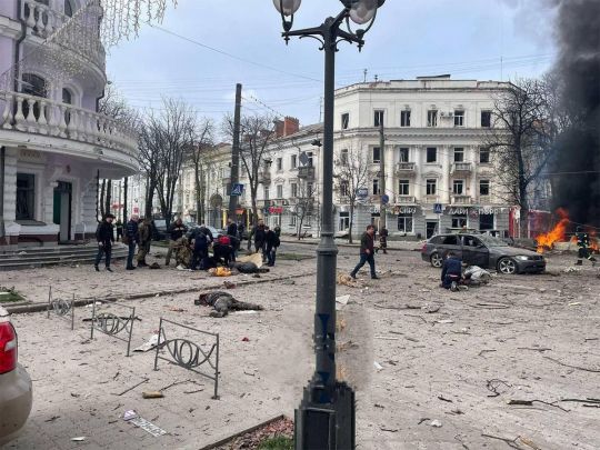 Російські нелюди атакували місто Суми у Вербну неділю: багато загиблих та постраждалих