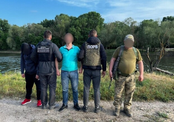 Побег не удался: в Одесской области разоблачили переправщика и беглеца