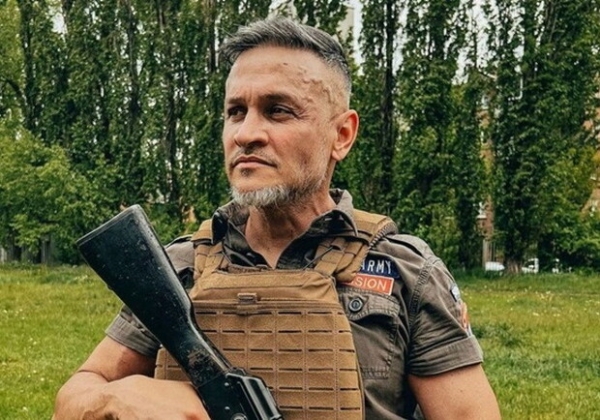 Эктор Хименес-Браво заявил, что вступил в армию и тренируется в Харьковской области