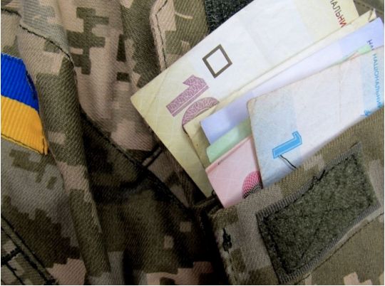 Гетманцев закликає НБУ, Мінфін та банки вирішити багаторічну проблему кредитування військових: що відомо