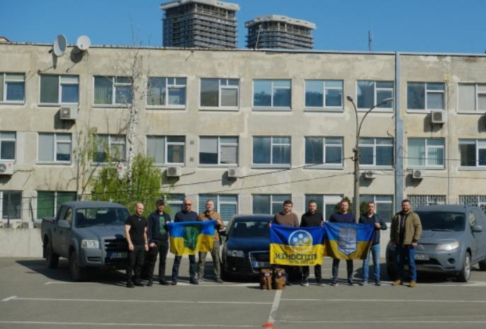 ГО «Спілка підприємців теле- та кіноіндустрії» на чолі з Артемом Колюбаєвим передали допомогу на фронт