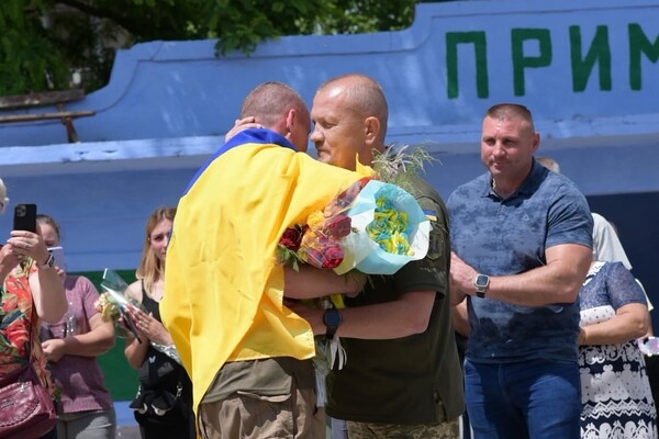 На Одесчину после почти двух лет плена вернулся защитник Украины