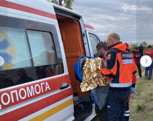 Через три дні рятувальники знайшли п'ятирічну дитину-аутиста, яка зникла в лісі на Івано-Франківщині (фото, відео)