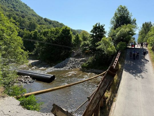 Інвестиція в інфраструктуру державного значення: на Закарпатті «Вітряні парки України» допоможуть із відновленням зруйнованого мосту