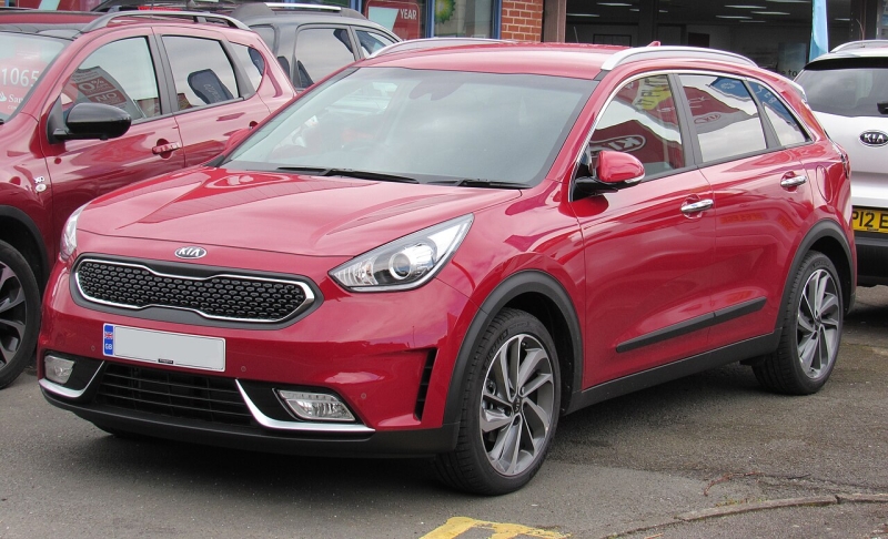 Не переплачуйте не заправках: названо ТОП-7 найекономніших авто в Україні