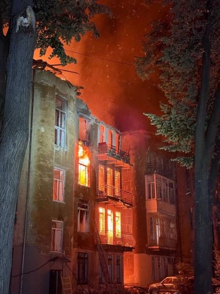 Окупанти вночі атакували Суми, Харків та Одесу: є постраждалі, в містах «прильотів» виникли пожежі (фото, відео)