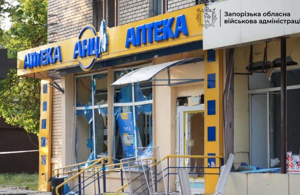 Щонайменше 9 ворожих БпЛА атакували Запоріжжя: вибиті вікна в будинках, виникли пожежі