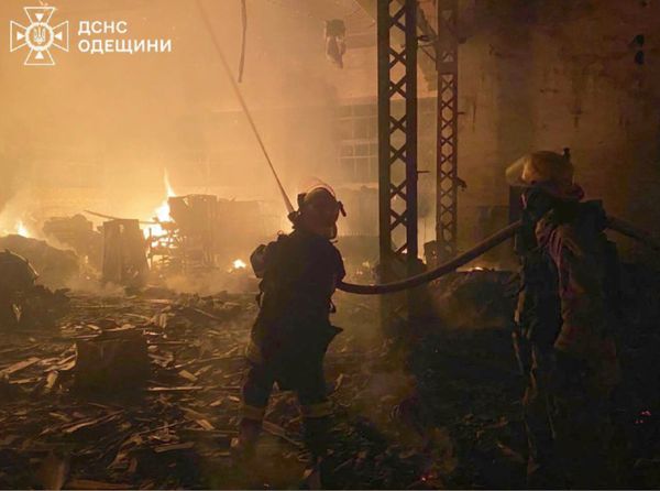 Ворог вночі атакував Одещину: пошкоджене підприємство