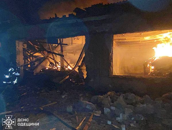 Ворог вночі атакував Одещину: пошкоджене підприємство