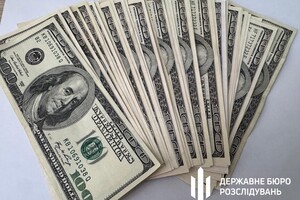 Семь тысяч долларов за избежание службы: в Одесской области разоблачили правоохранителей и чиновника ТЦК